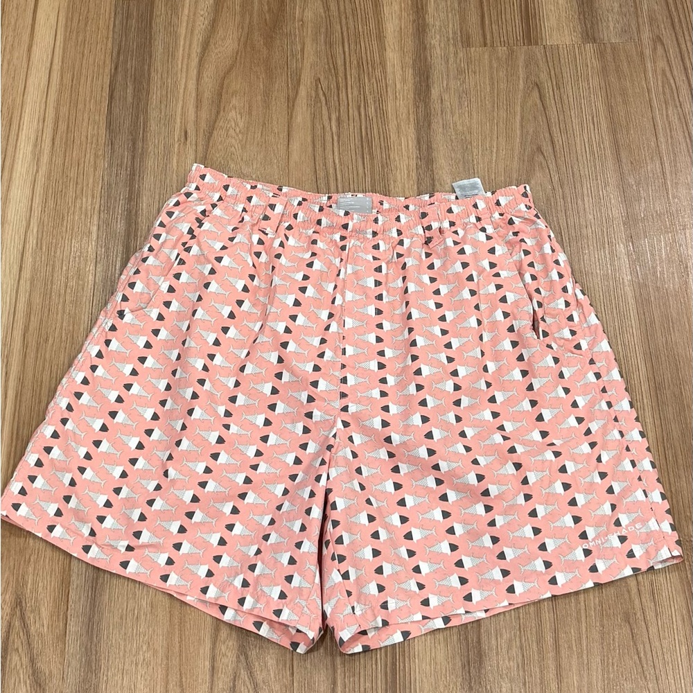 Columbia Pink and White Patterned Women's Shorts